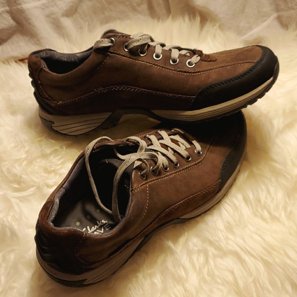 mens clarks wave walk